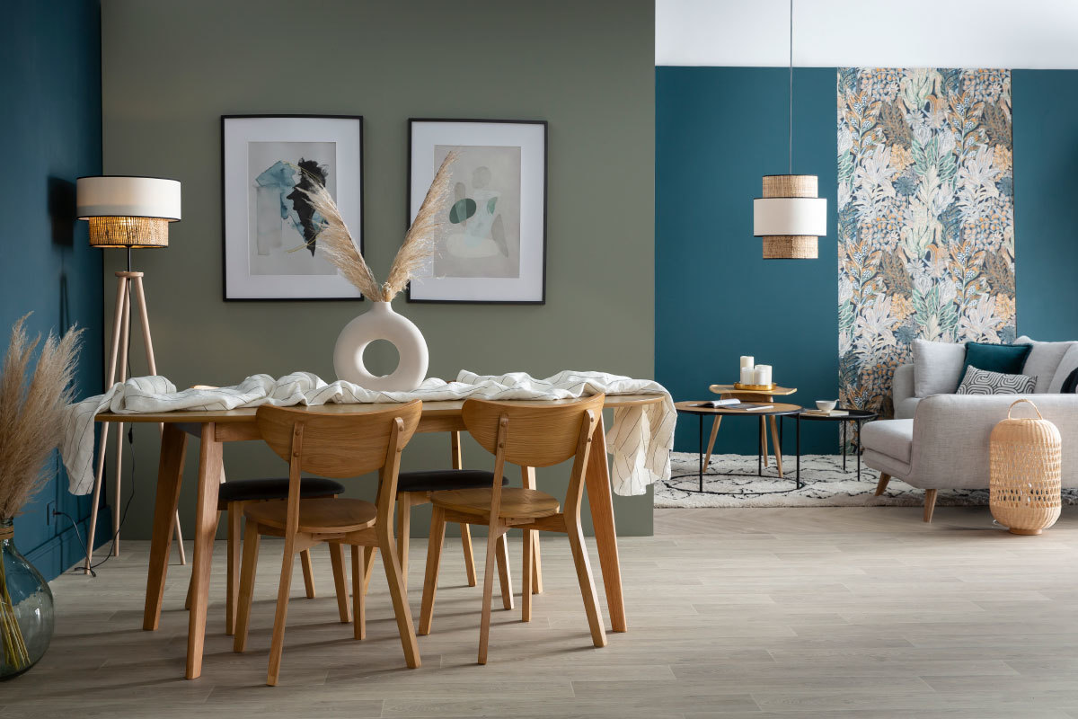 Lampadaire avec abat-jour bi-mati�re en jute naturel, tissu beige naturel et bois clair massif H162 cm CHILL