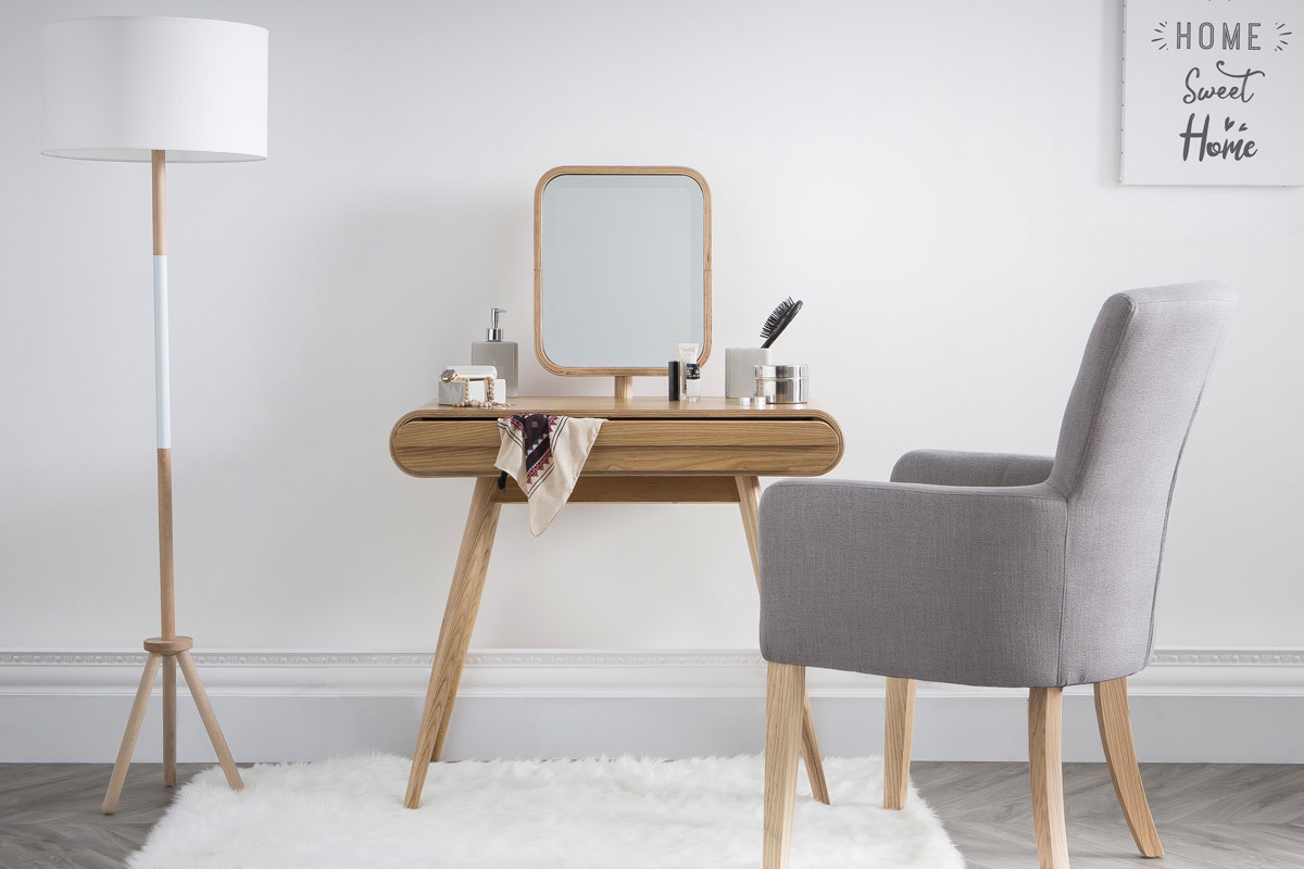 Lampadaire design trpied bois blanc ELIOT