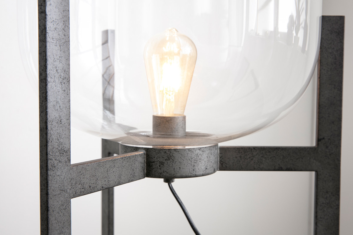 Lampadaire en mtal finition argent ancien et globe en verre HALCYON