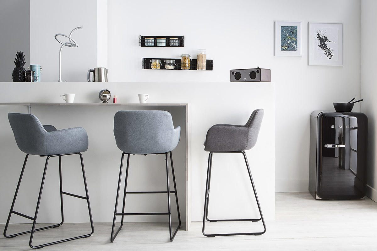 Lampe � poser design m�tal argent led int�gr� LASSO