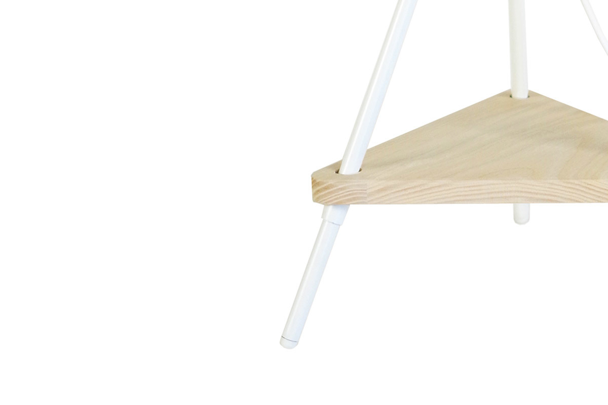 Lampe  poser design mtal blanc et bois YIN