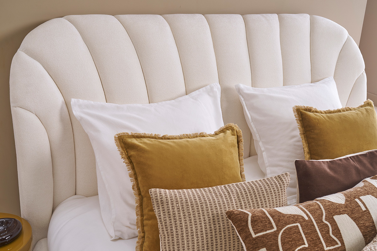 Lit 2 places 160x200 en tissu effet laine boucle ARIELLE