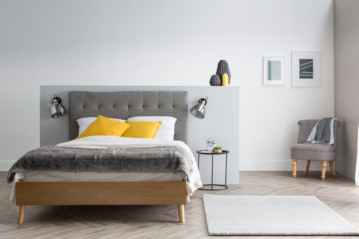 Lit adulte scandinave bois et tissu beige 140 x 200cm LYNN