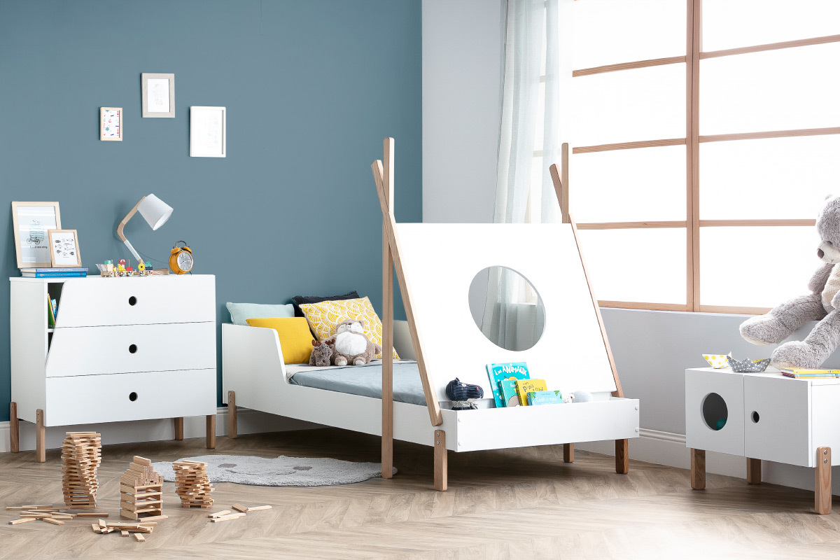 Lit enfant bateau blanc et bois clair TIMEHLO