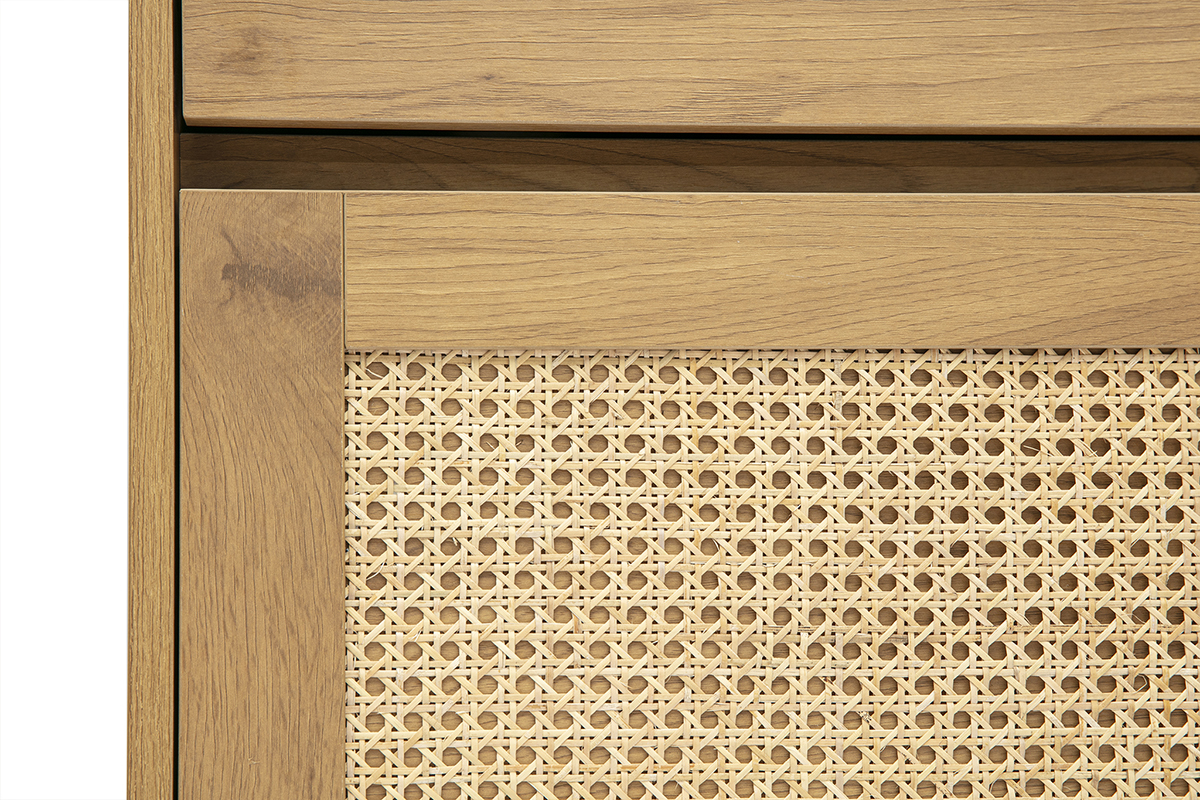 Dtail du meuble  chaussures ALICANTE en bois clair chne et cannage rotin.