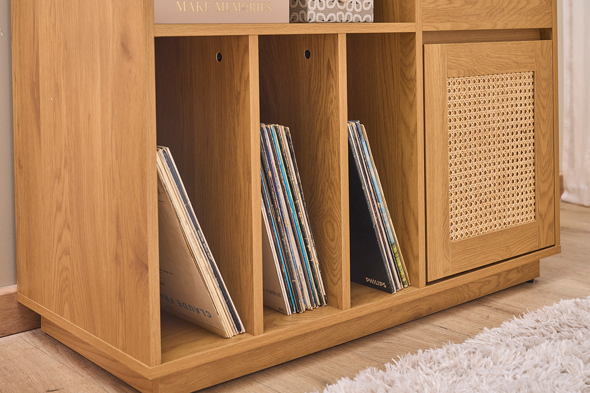 Meuble vinyle finition bois clair ch�ne et cannage rotin L95 cm ALICANTE