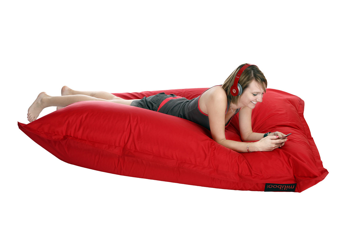 Pouf gant design polyester rouge BIG MILIBAG