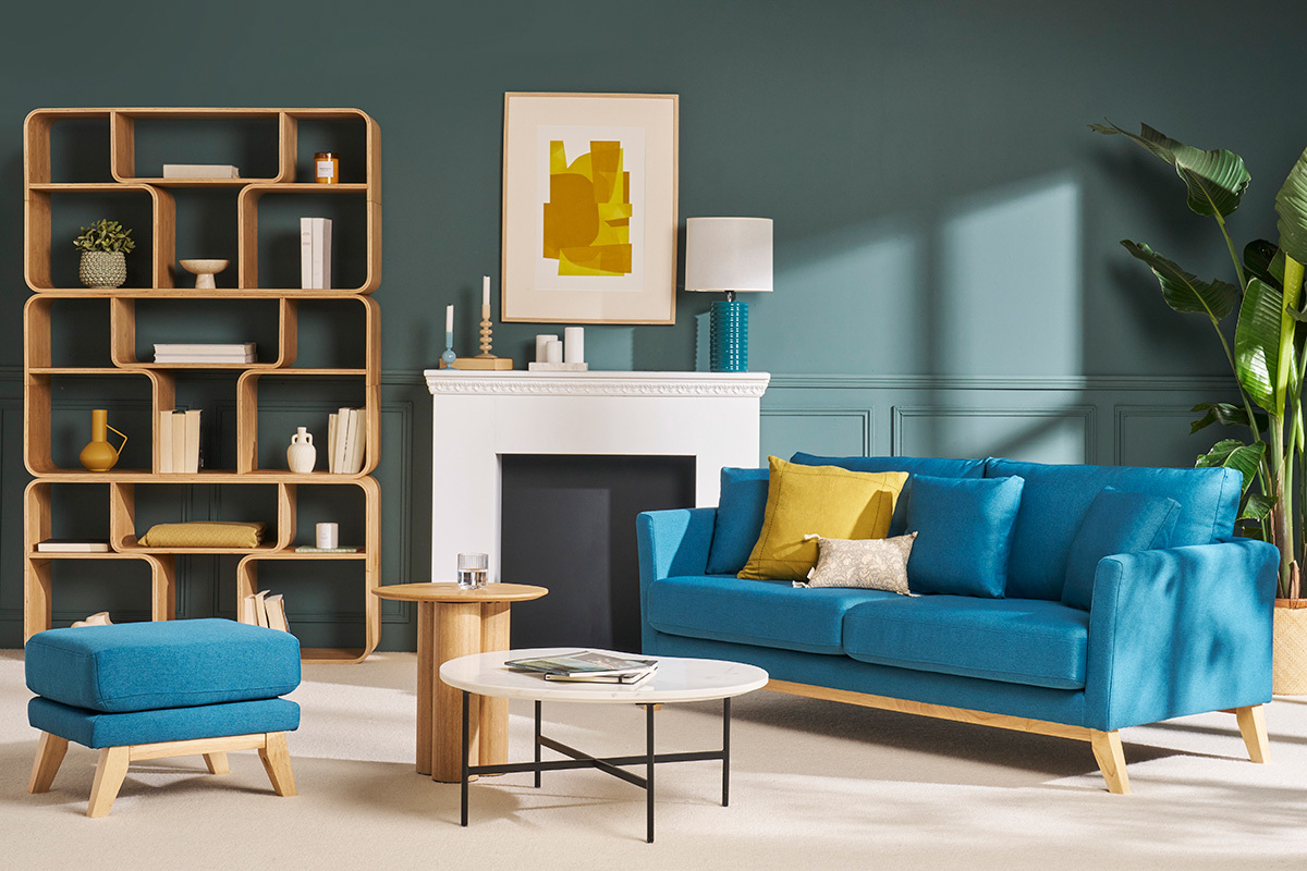 Pouf repose-pieds dhoussable scandinave en tissu bleu canard et bois clair OSLO