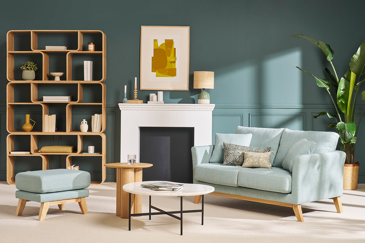 Pouf repose-pieds dhoussable scandinave en tissu velours ctel vert kaki et bois clair OSLO