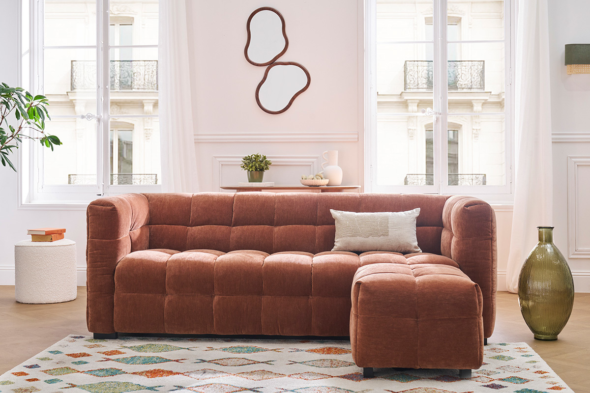 Pouf repose-pieds design en tissu effet velours terre brle CORTO