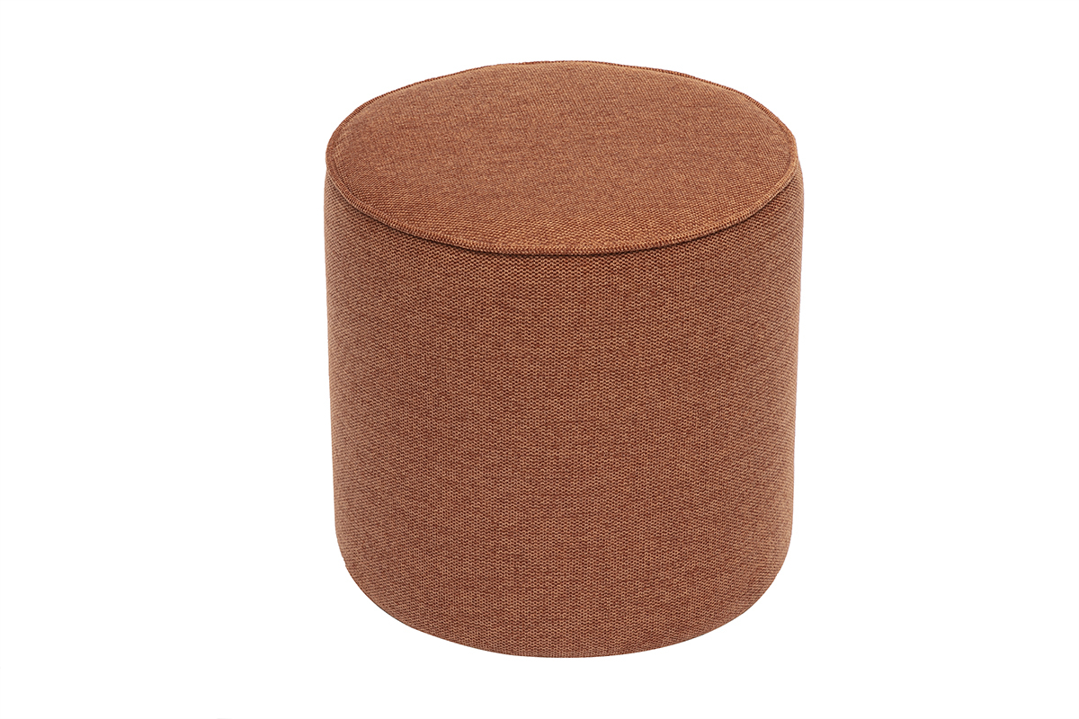 Pouf rond en tissu velours textur� terre br�l�e, vue d'angle.