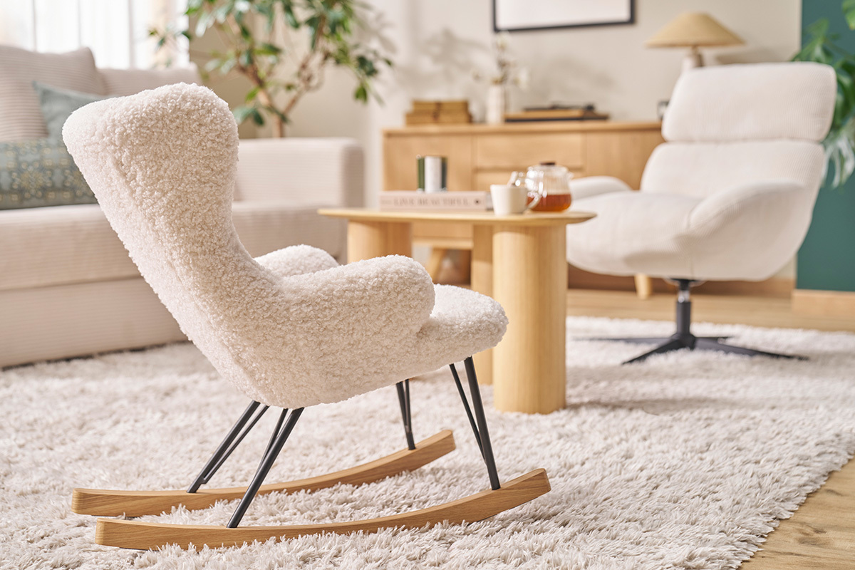 Rocking chair enfant en tissu effet peau de mouton blanc, mtal noir et bois clair SHAUN