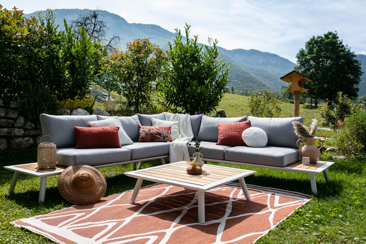 Salon de jardin d'angle en aluminium blanc, teck et tissu gris clair BELLS