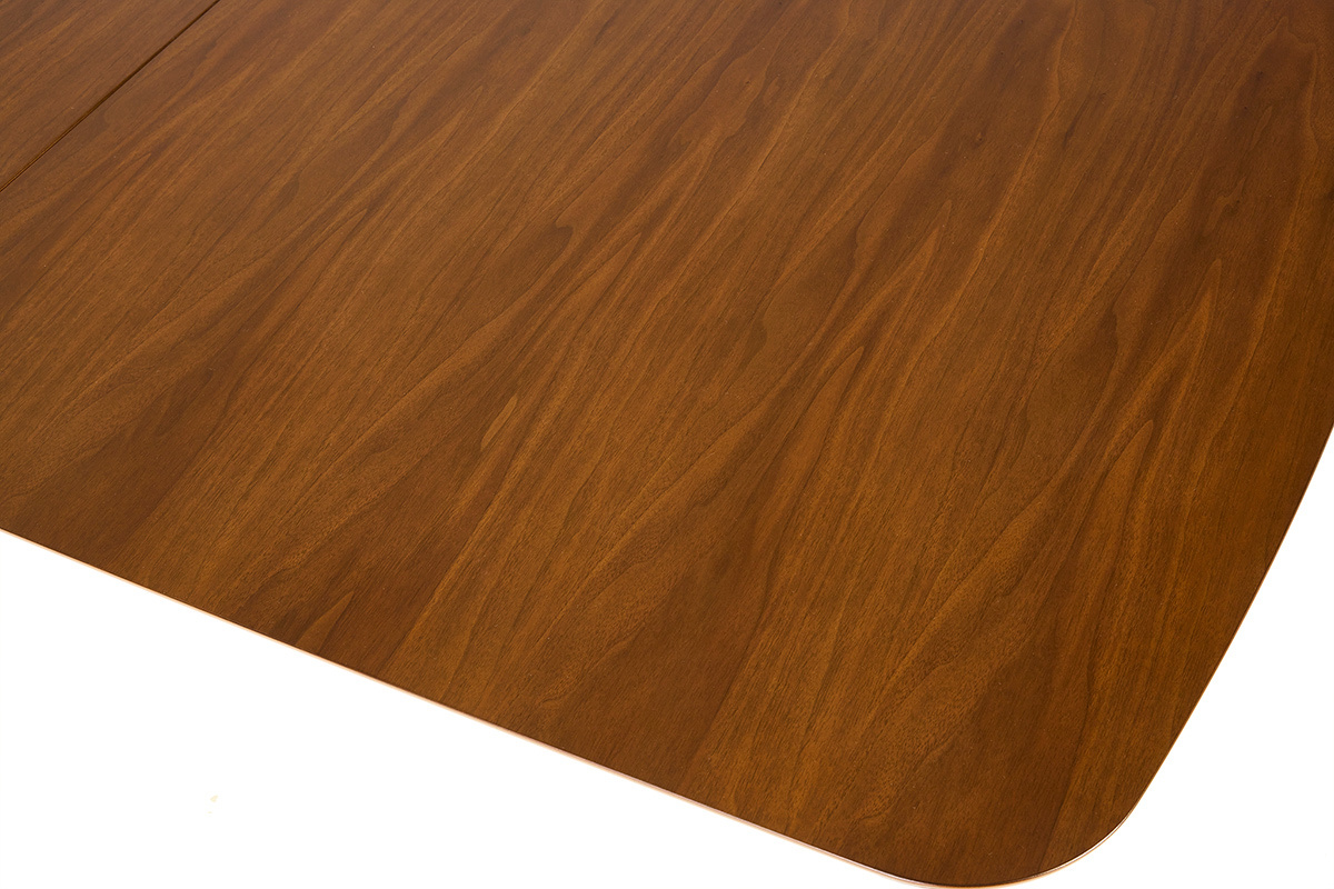 Table � manger extensible en bois noyer, vue de dessus.