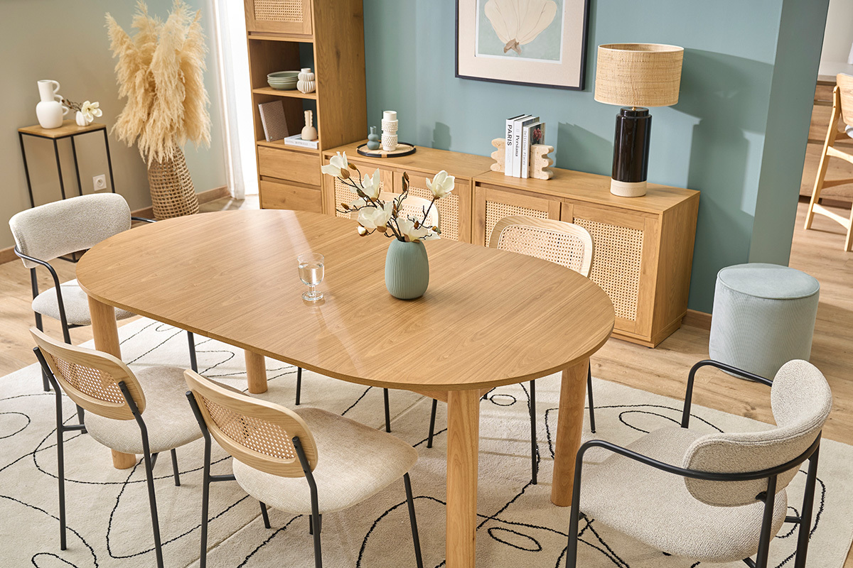 Table � manger ovale extensible avec rallonges int�gr�es en bois clair fr�ne L180-230 cm CLAUDIE