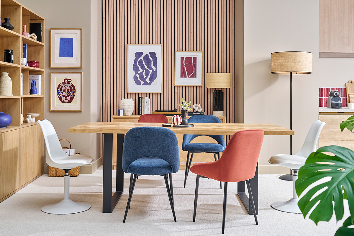 Table  manger rectangulaire finition bois chne et mtal noir L200 cm MAGDA