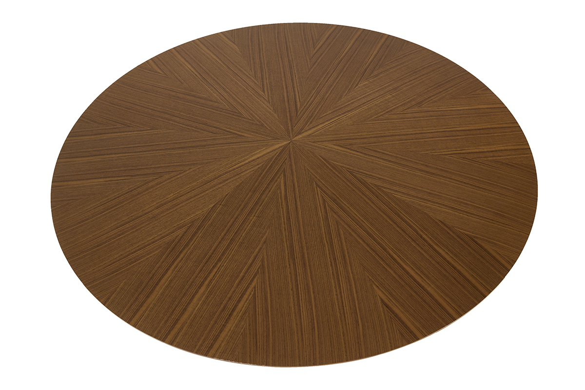 Table � manger ronde en bois fonc� avec motif �toile, vue de dessus.