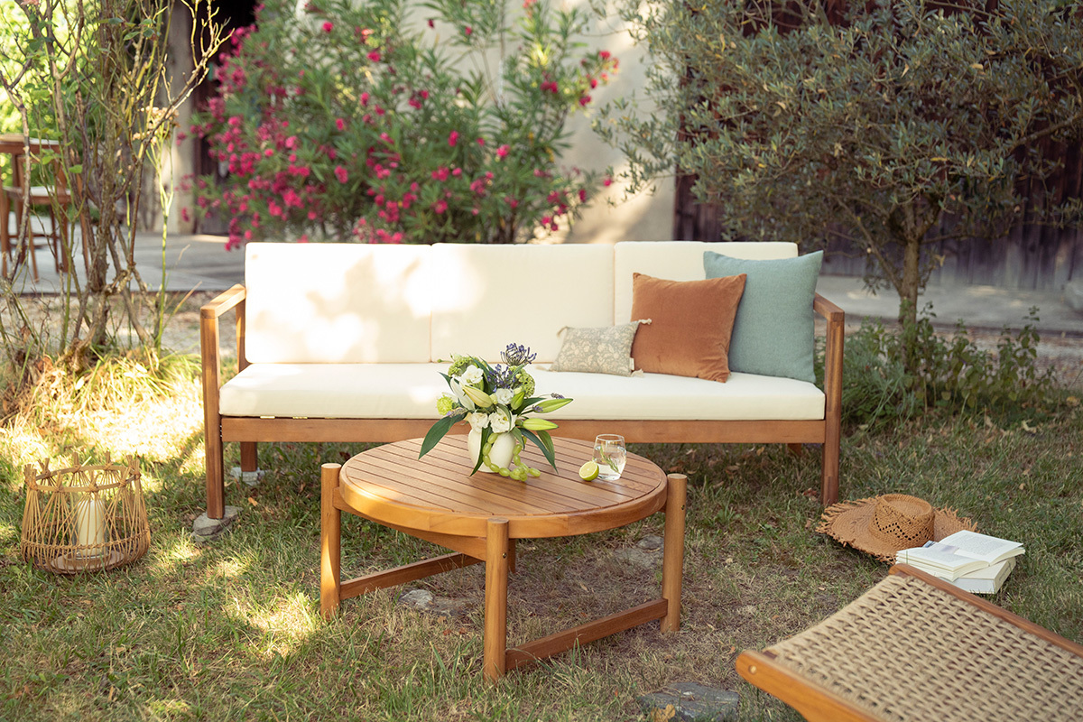 Table basse de jardin ronde en bois teck massif D80 cm MOANA