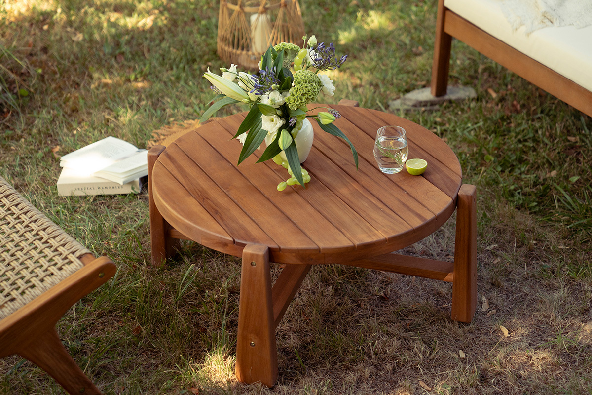 Table basse de jardin ronde en bois teck massif D82 cm CAROLINA