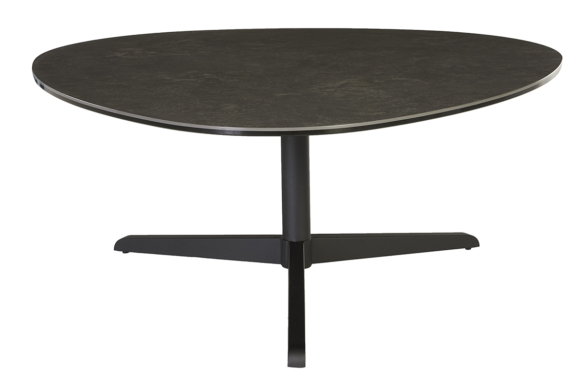 Table basse noire en c�ramique et m�tal vue de face, plateau ovale.