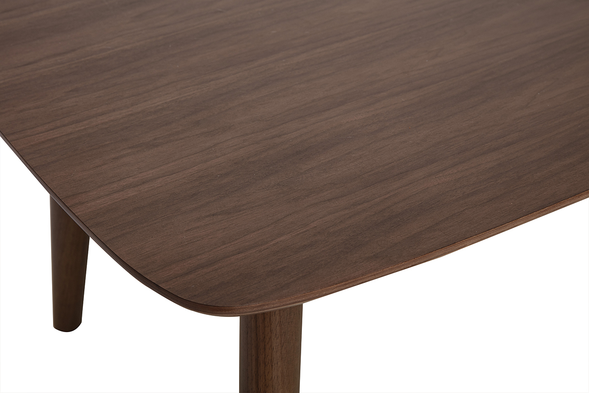 Table basse rectangulaire en bois fonc� noyer, vue en d�tail du plateau avec bords arrondis.