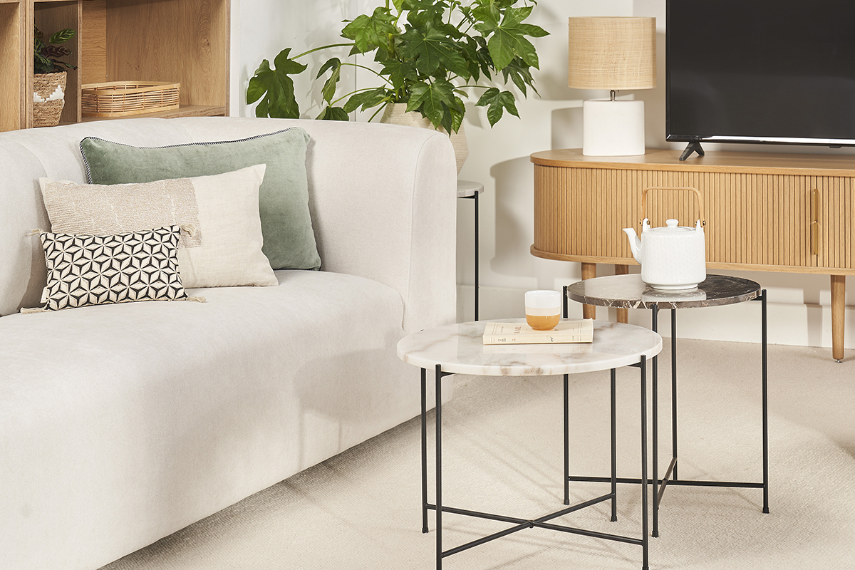 Table basse ronde design en marbre blanc et m�tal noir D52 cm SARDA