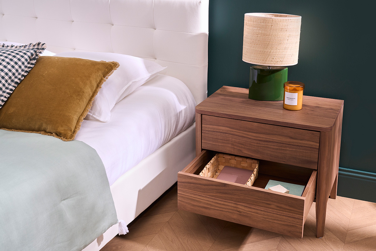 Table de chevet avec rangements 2 tiroirs bois fonc noyer BENJA