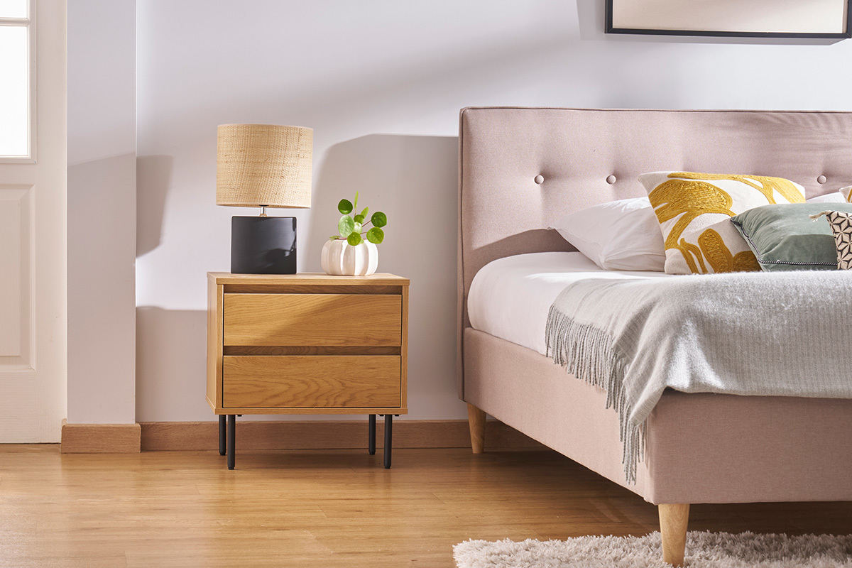 Table de chevet avec rangements 2 tiroirs finition bois clair chne ARAGON