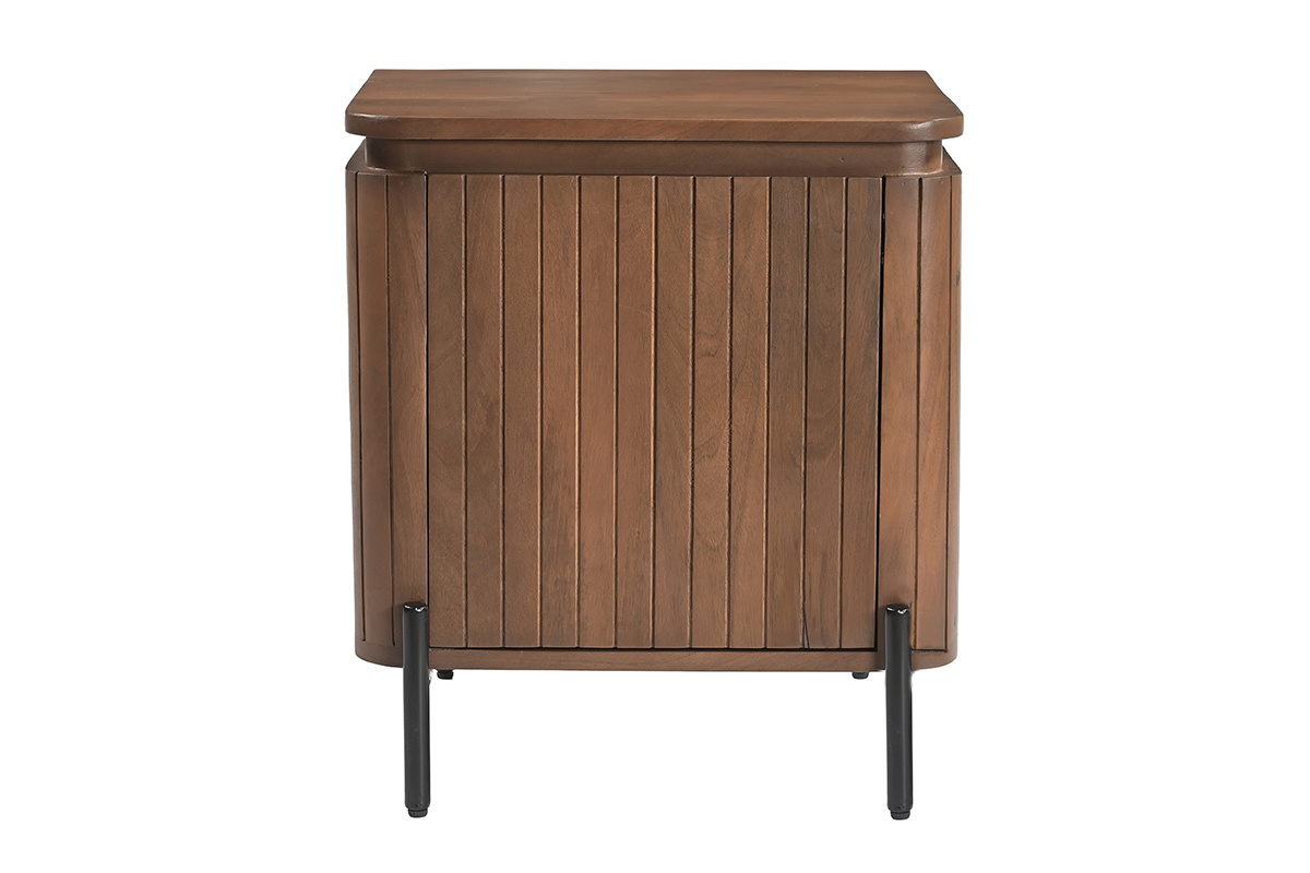 Vue de face de la table de chevet en bois manguier avec fa�ade cannel�e et pieds en m�tal noir.