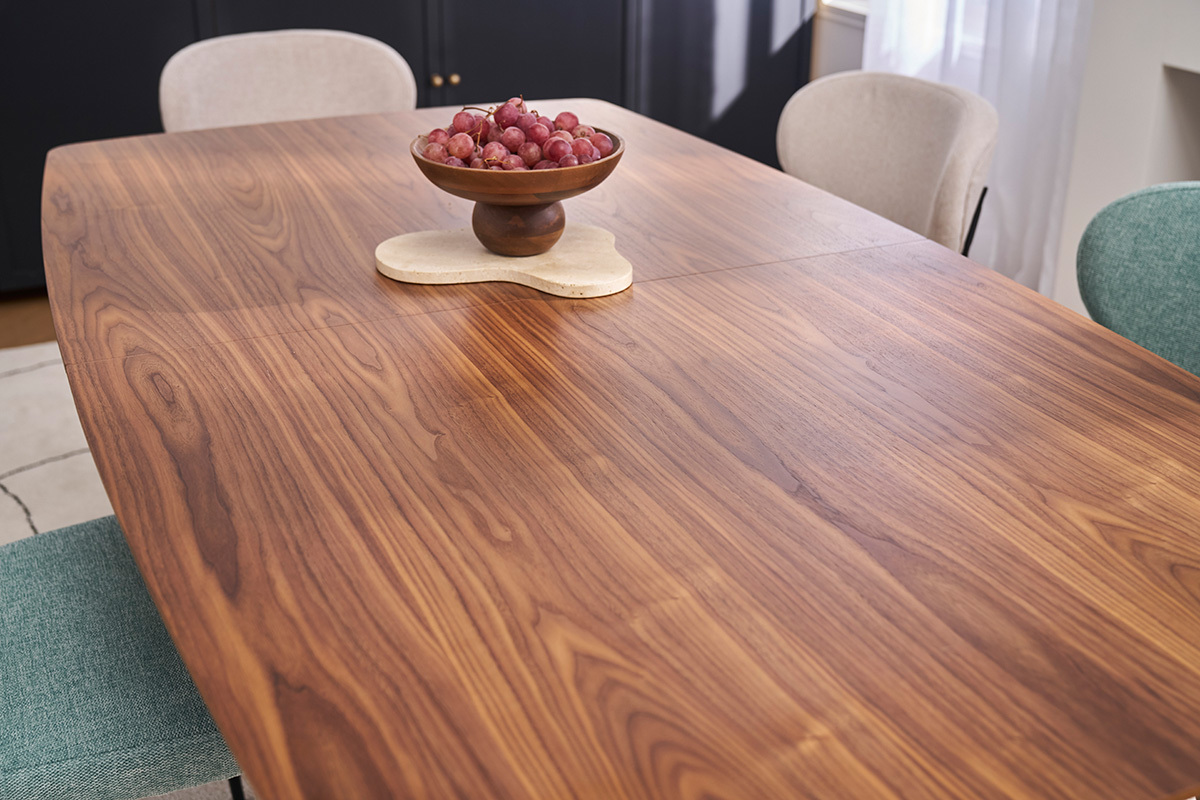 Table extensible rallonges intgres rectangulaire en bois fonc noyer L180-230 cm FIFTIES