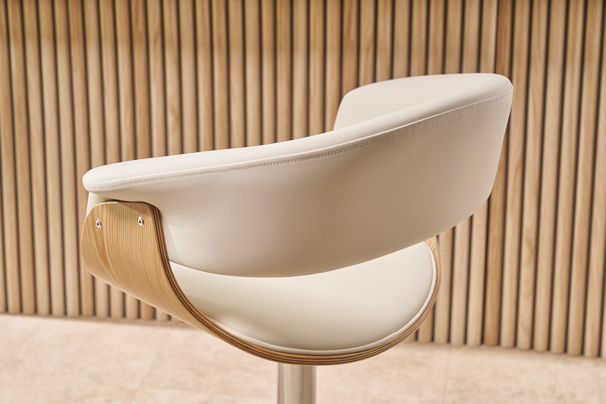Tabouret de bar design rglable blanc et bois clair OKTAV