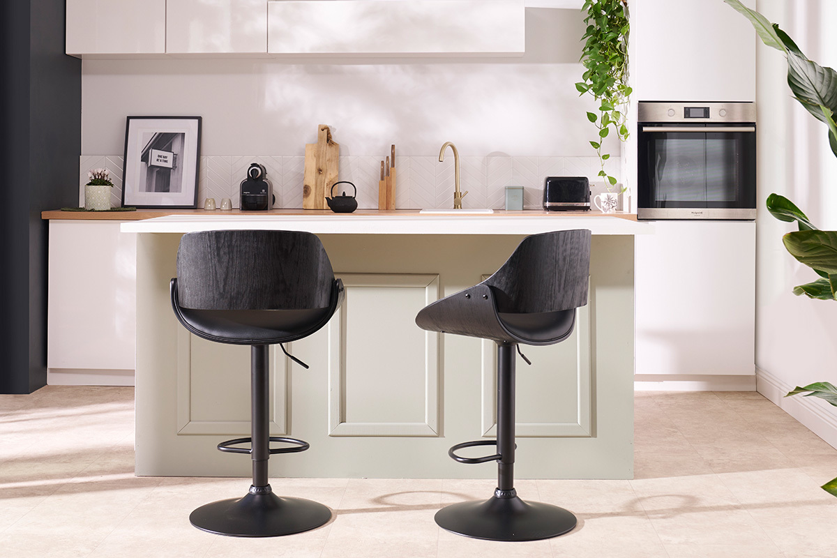 Tabouret de bar design r�glable pivotant 360� en tissu gris et bois clair CLASH