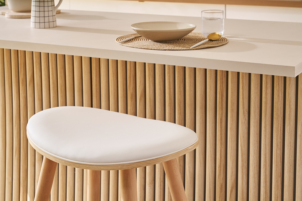 Tabourets de bar bois clair et blanc H65 cm (lot de 2) MEADOW