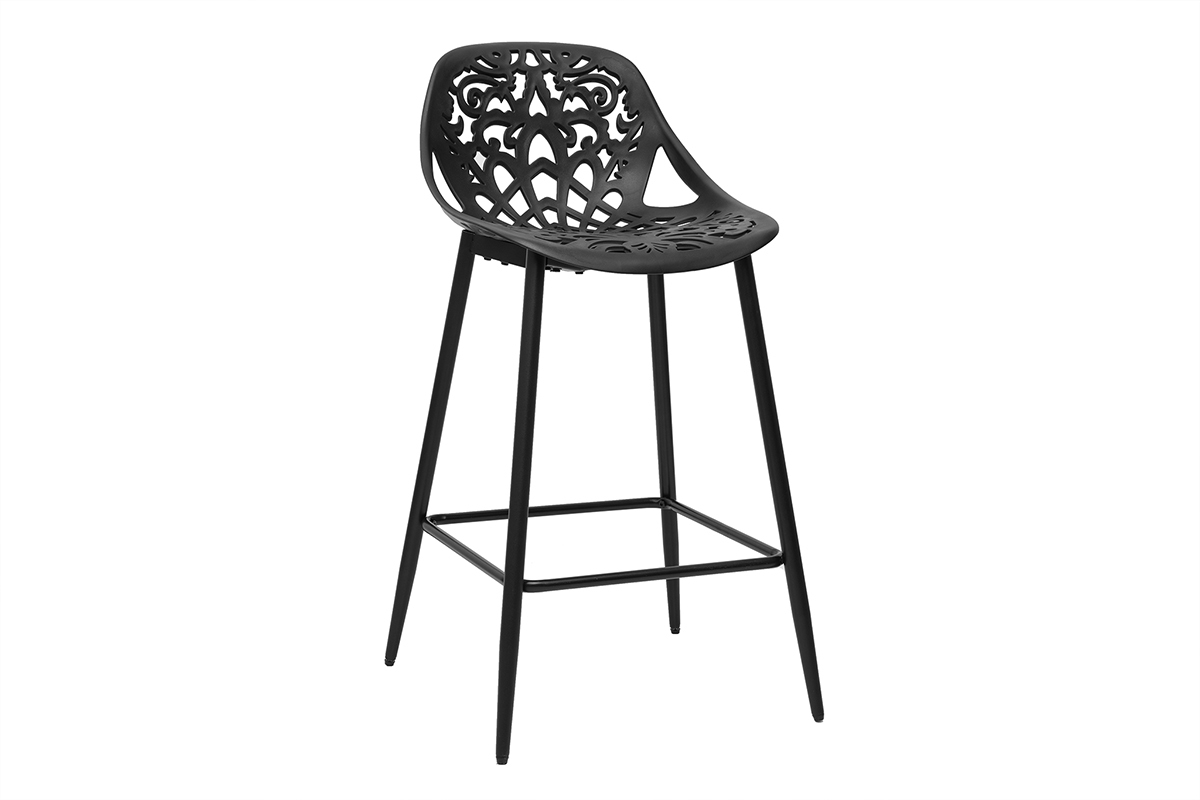 Tabouret de bar noir avec motif baroque en mtal, vue de 3/4.