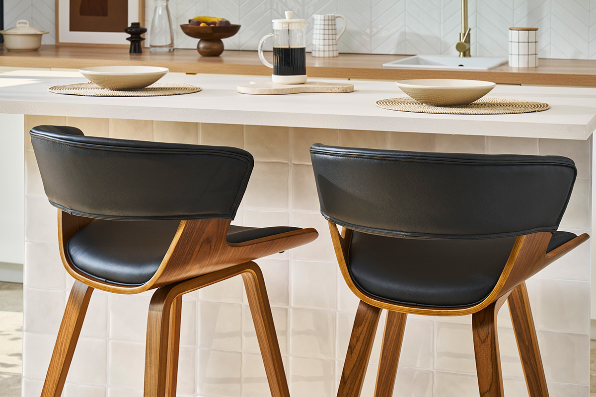 Tabourets de bar design noir et bois fonc H65 cm (lot de 2) SYRAH