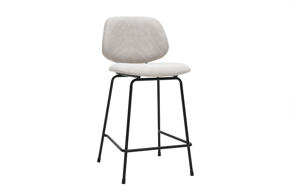 Tabouret de bar beige en tissu effet velours et mtal, vue de 3/4.