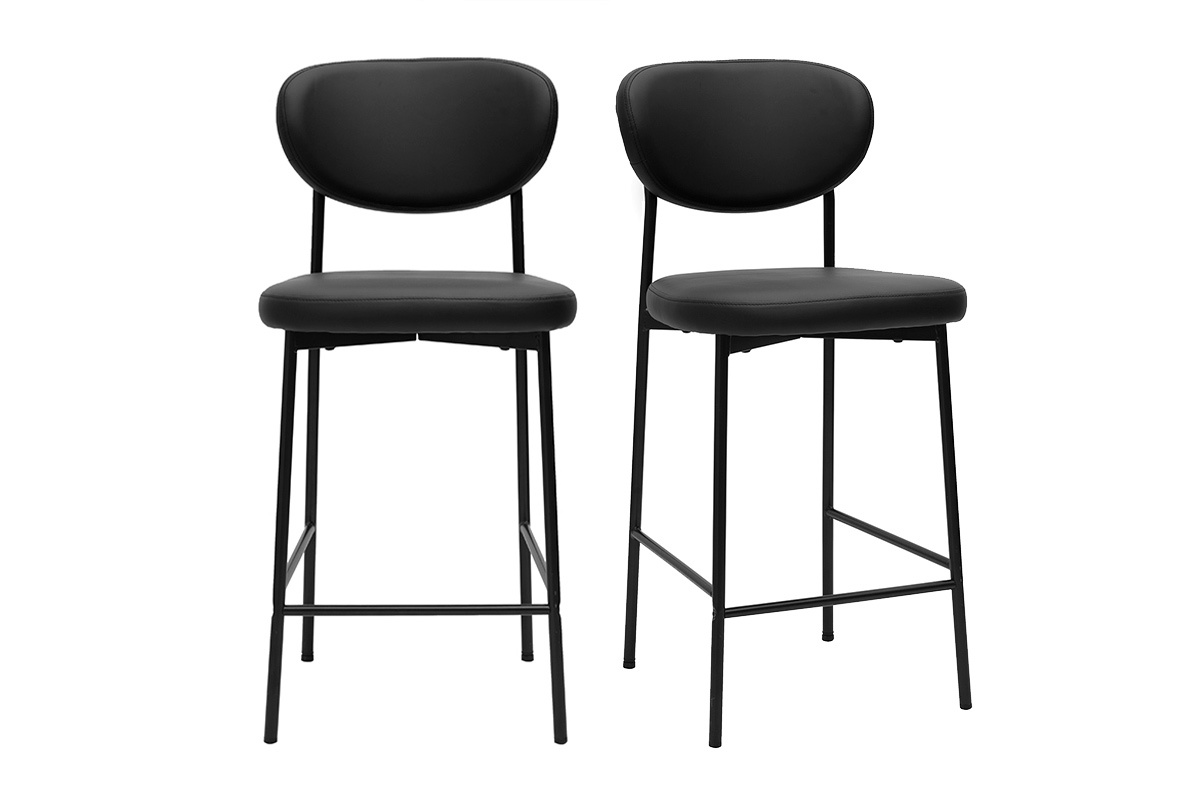 Deux tabourets de bar noirs BREKA H65 cm, assise et dossier noirs, pitement mtal noir, vue de face.