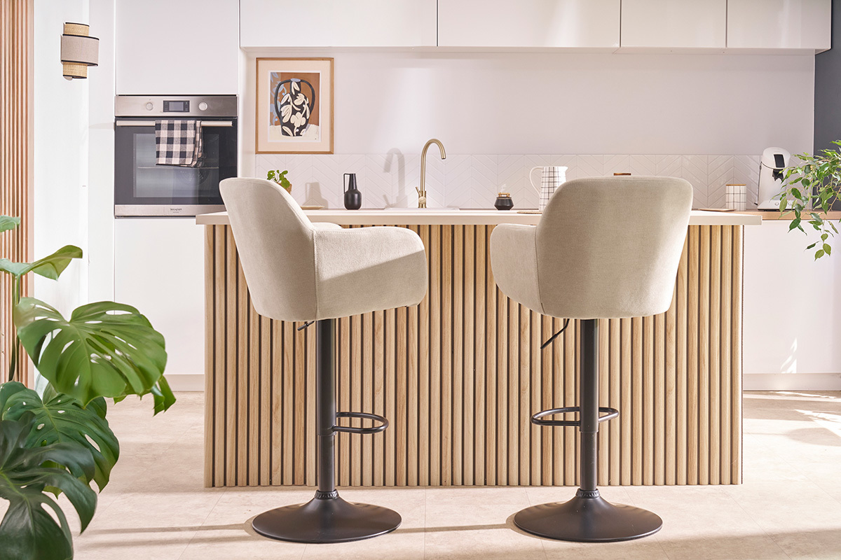 Tabourets de bar rglables tissu effet velours beige et mtal (lot de 2) AMIKA