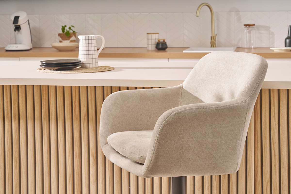 Tabourets de bar rglables tissu effet velours beige et mtal (lot de 2) AMIKA