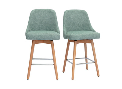 Tabourets de bar scandinaves pivotants 360° en tissu effet velours texturé vert céladon et bois hêtre massif H65 cm (lot de 2) HASTA