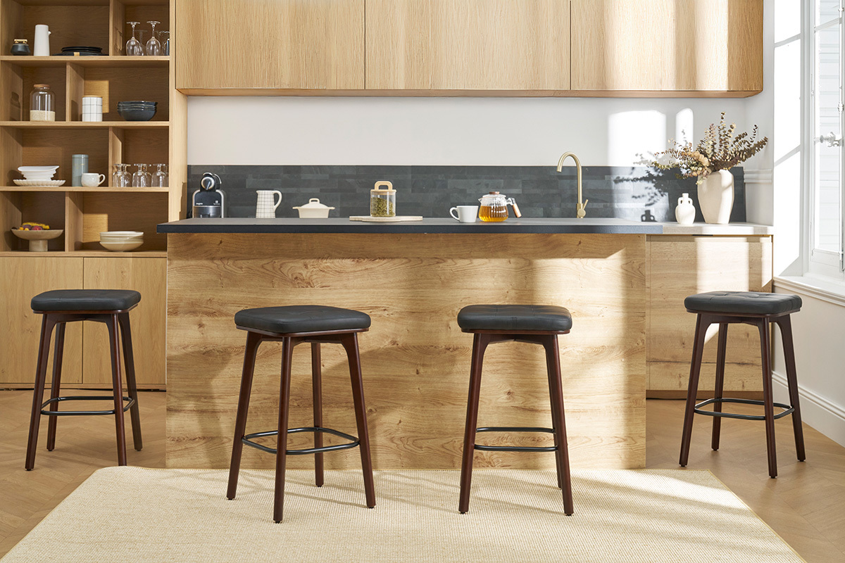 Tabourets de bar vintage noirs et bois fonc 65 cm (lot de 2) GRAMMA