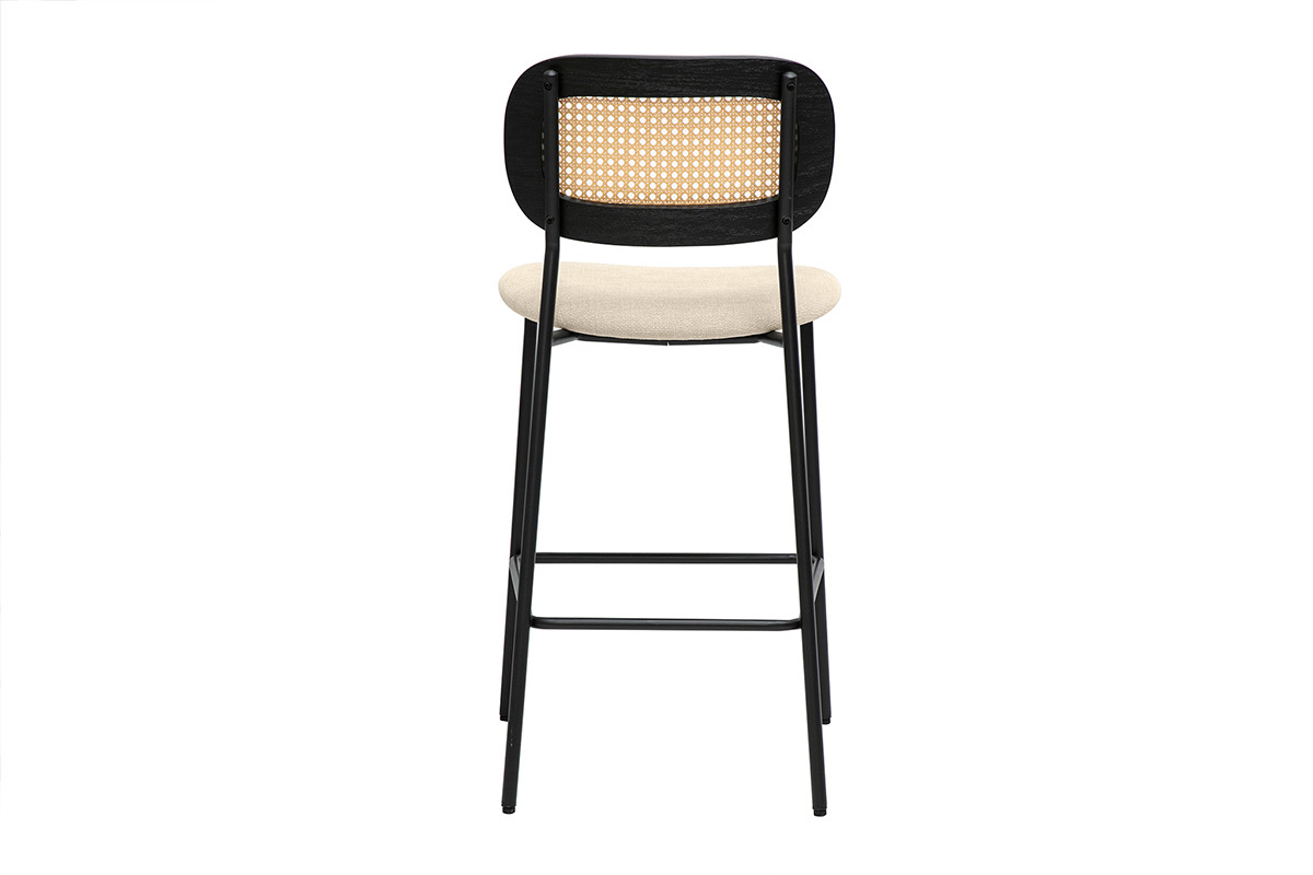 Deux tabourets design en tissu beige effet velours avec dossier en cannage et structure en mtal noir.