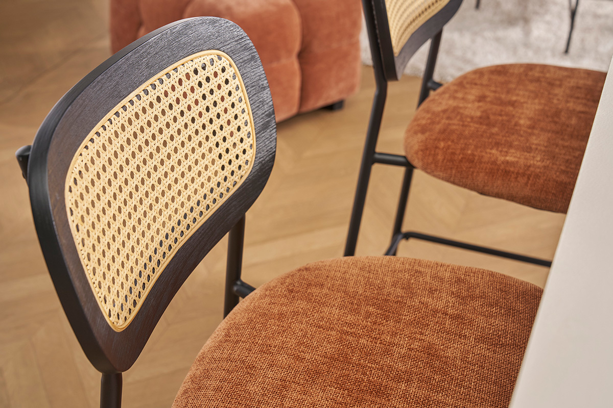 Tabourets design en tissu effet velours textur terre brule, mtal noir et cannage rotin (lot de 2) MIRANDA