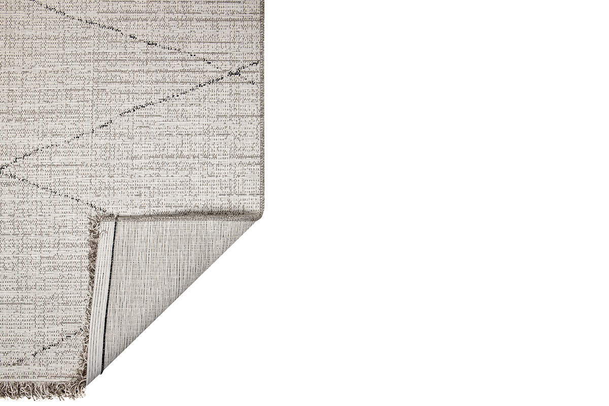 Tapis blanc type berb�re � motif losange 160 x 230cm BADILA