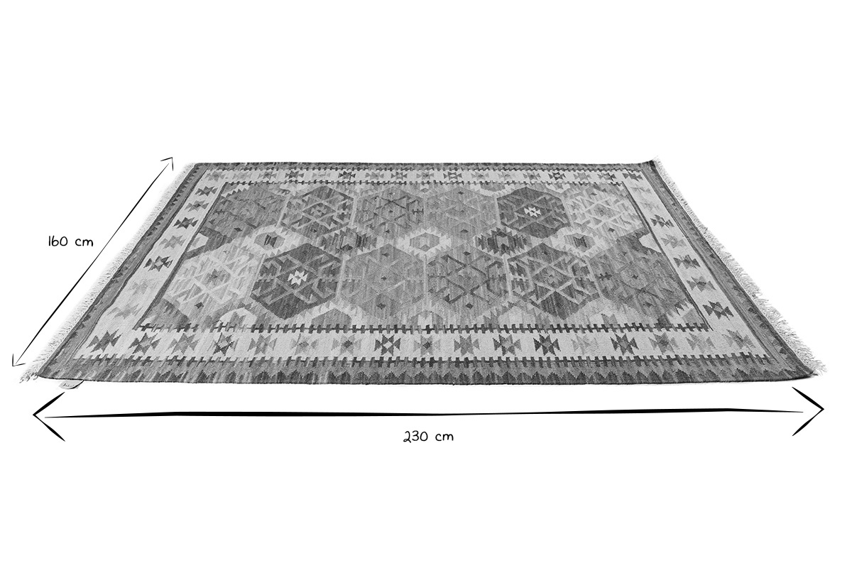 Tapis rectangulaire berb�re 160 x 230 cm, en noir et blanc, montrant les dimensions.