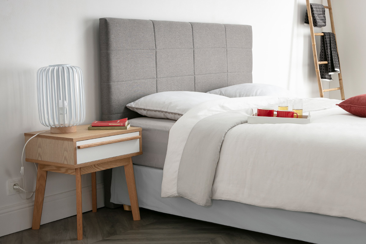 T�te de lit moderne en tissu bleu canard 140 cm ANATOLE